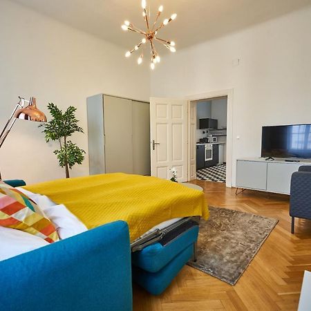 Fancy Home For 5 With Self-Check-In At Spittelberg เวียนนา ภายนอก รูปภาพ