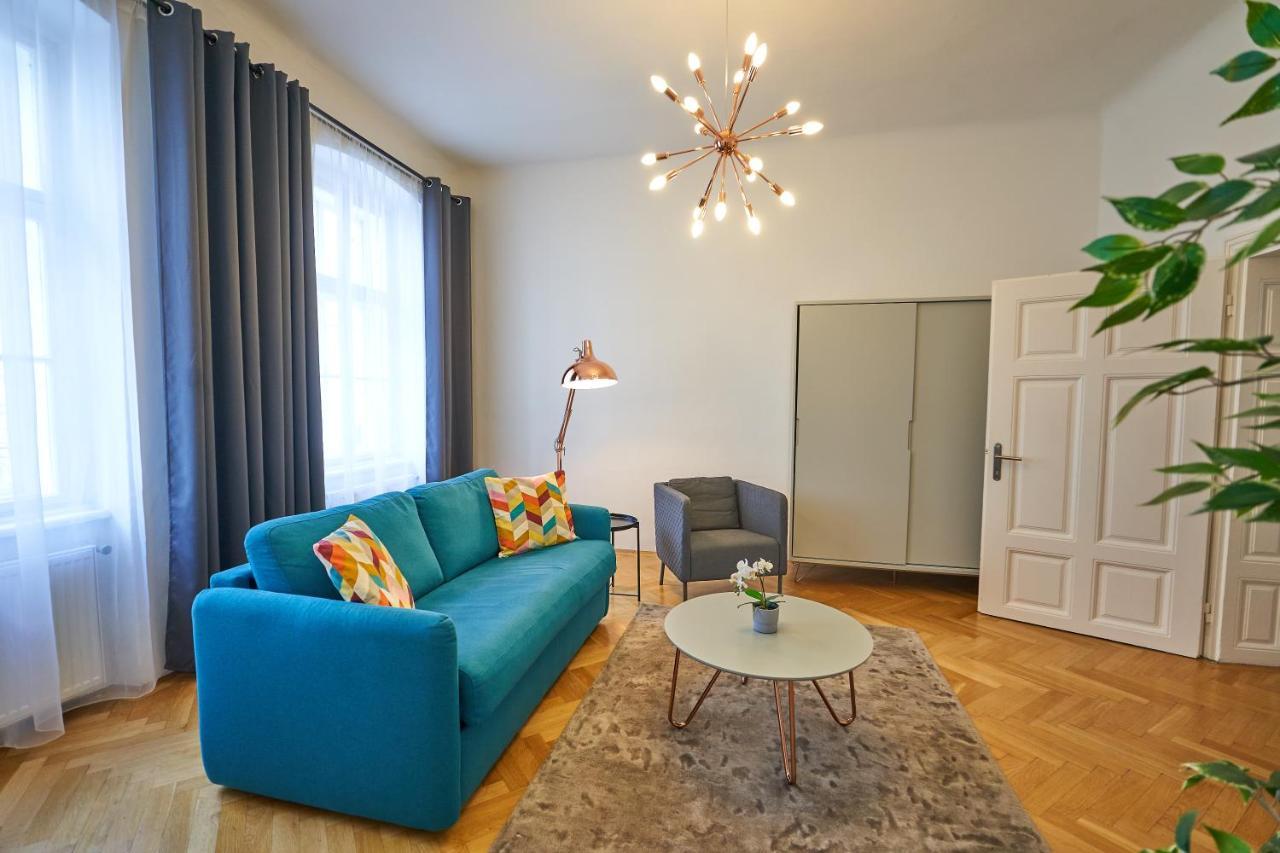 Fancy Home For 5 With Self-Check-In At Spittelberg เวียนนา ภายนอก รูปภาพ