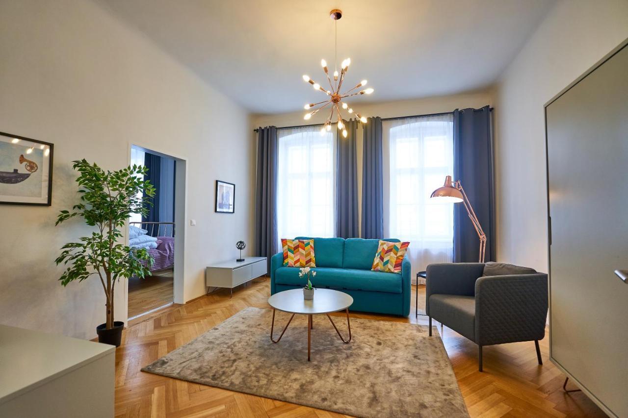 Fancy Home For 5 With Self-Check-In At Spittelberg เวียนนา ภายนอก รูปภาพ
