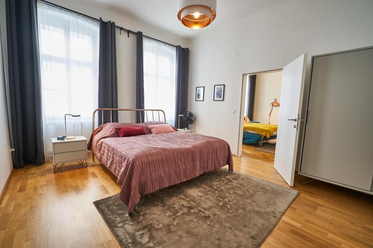 Fancy Home For 5 With Self-Check-In At Spittelberg เวียนนา ภายนอก รูปภาพ