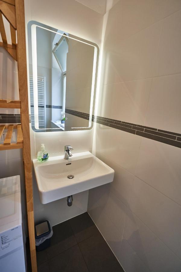 Fancy Home For 5 With Self-Check-In At Spittelberg เวียนนา ภายนอก รูปภาพ