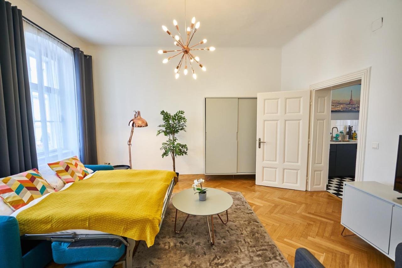 Fancy Home For 5 With Self-Check-In At Spittelberg เวียนนา ภายนอก รูปภาพ